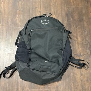 Osprey Men's Axis Backpack